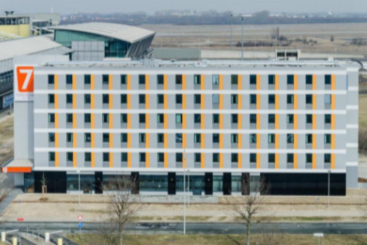 Campanile Leipzig Halle Airport Schkeuditz Exterior photo